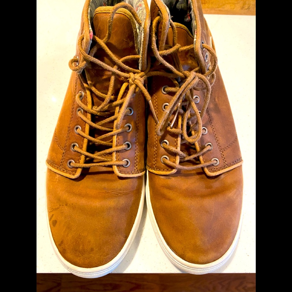 Vans OTW mid leather shoes 11